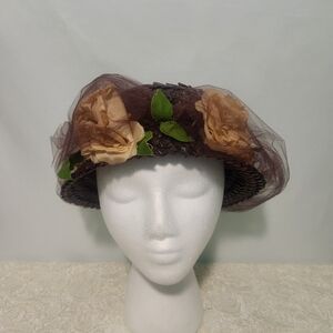 Vintage 1950s/1960s Brown Woven Straw Brimmed Floral Net Hat Church Garden Party